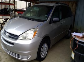 2005 TOYOTA SIENNA, SILVER, LE MODEL, 3.3L, FWD, AT.  Z26278